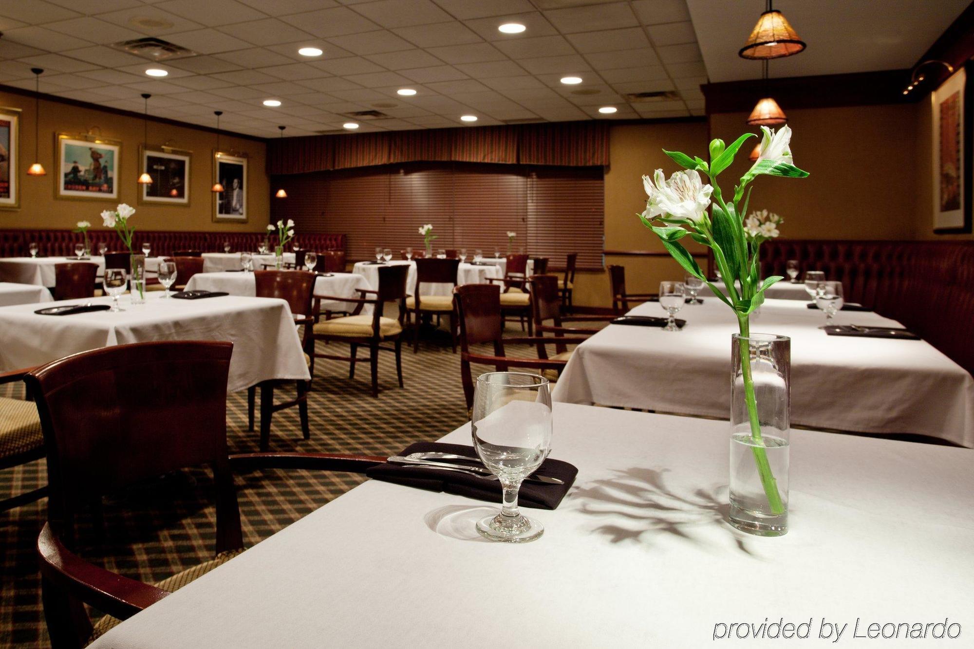 Four Points By Sheraton Cleveland Airport Exteriér fotografie