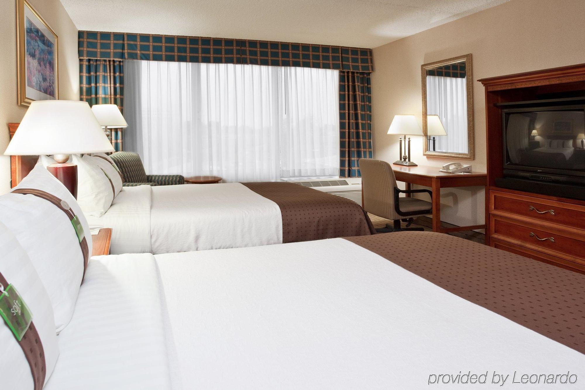 Four Points By Sheraton Cleveland Airport Exteriér fotografie