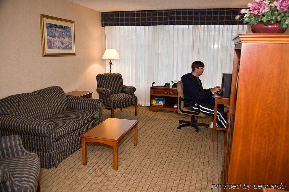 Four Points By Sheraton Cleveland Airport Exteriér fotografie